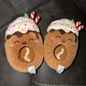 Squishmallows Sivi Hot Cocoa Latte Christmas Plush Slippers Youth 11/12